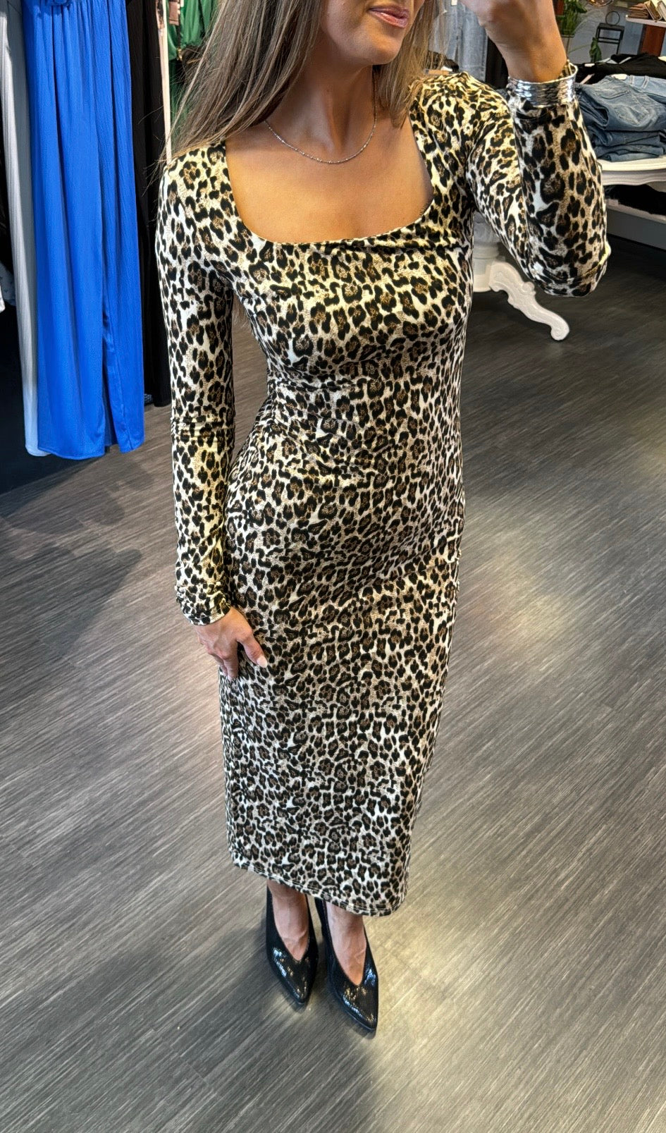 Samie leopard kjóll