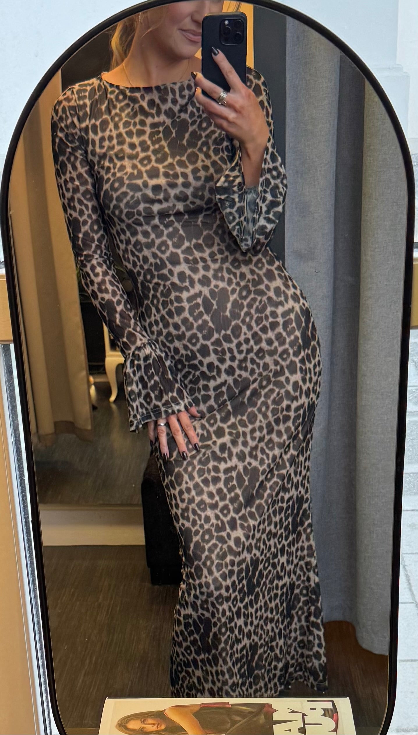 Whitney leopard kjóll