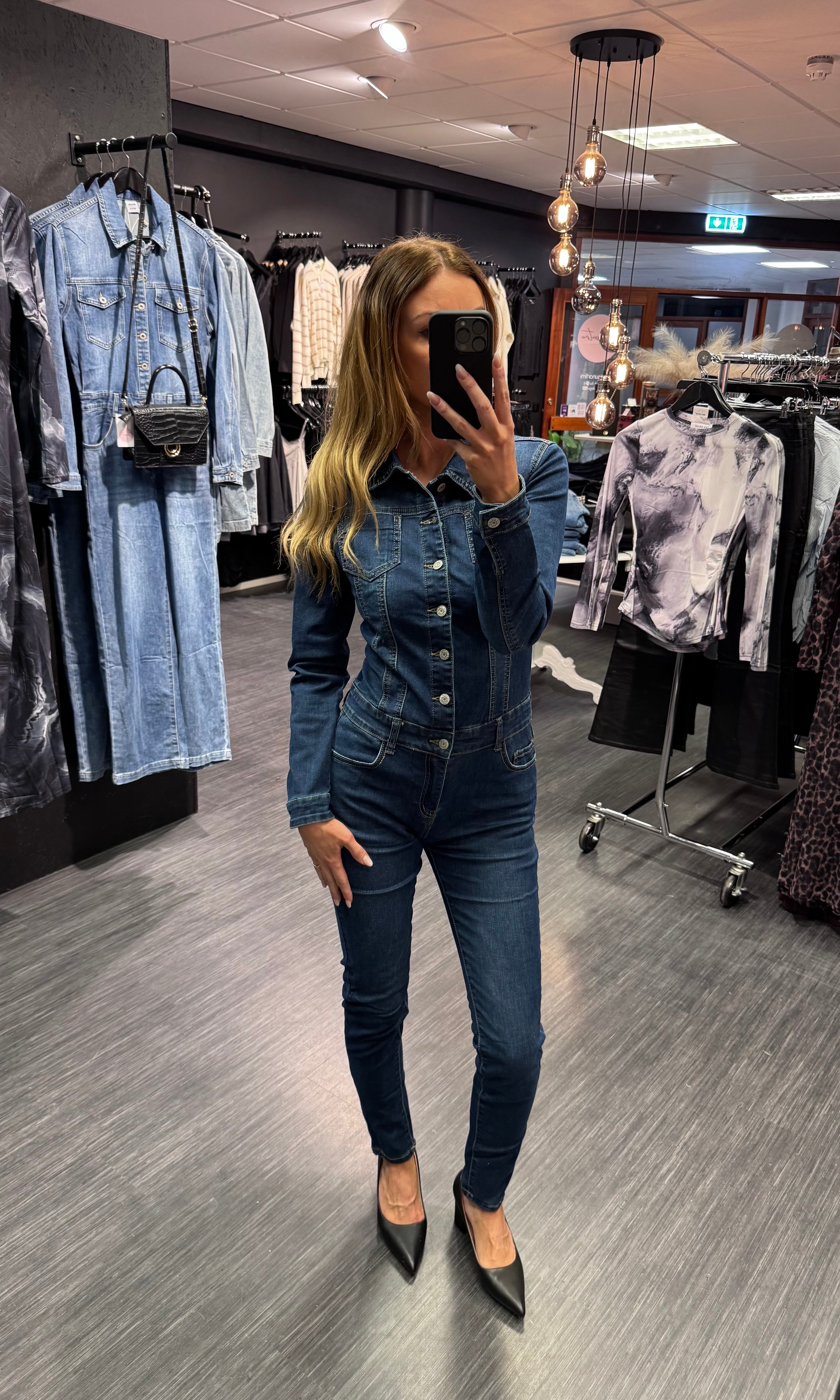 Olivia gallasamfestingur