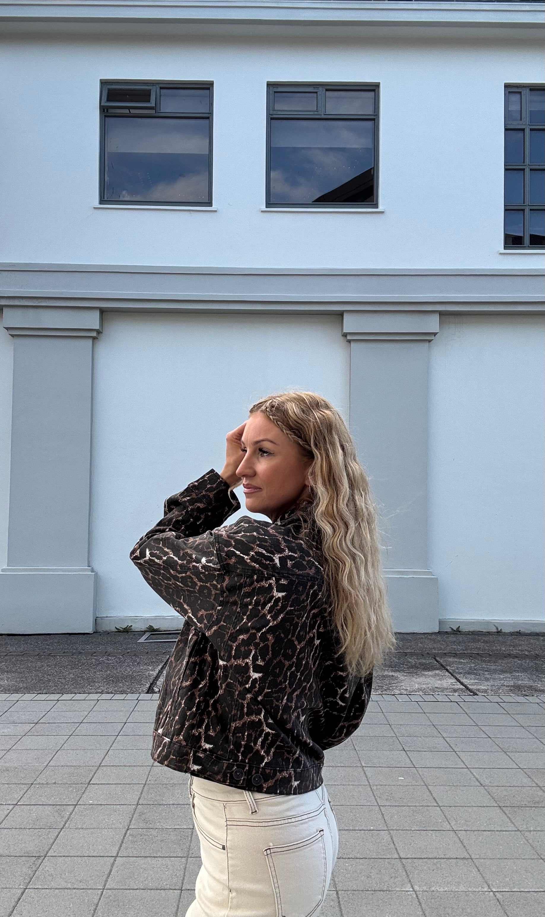 Brokes leopard Jakki