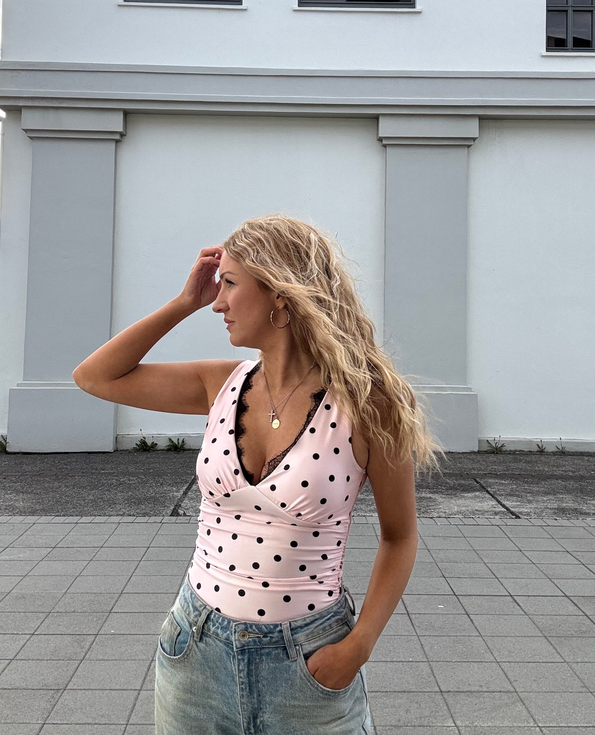 Ivy polka dot toppur - bleikur