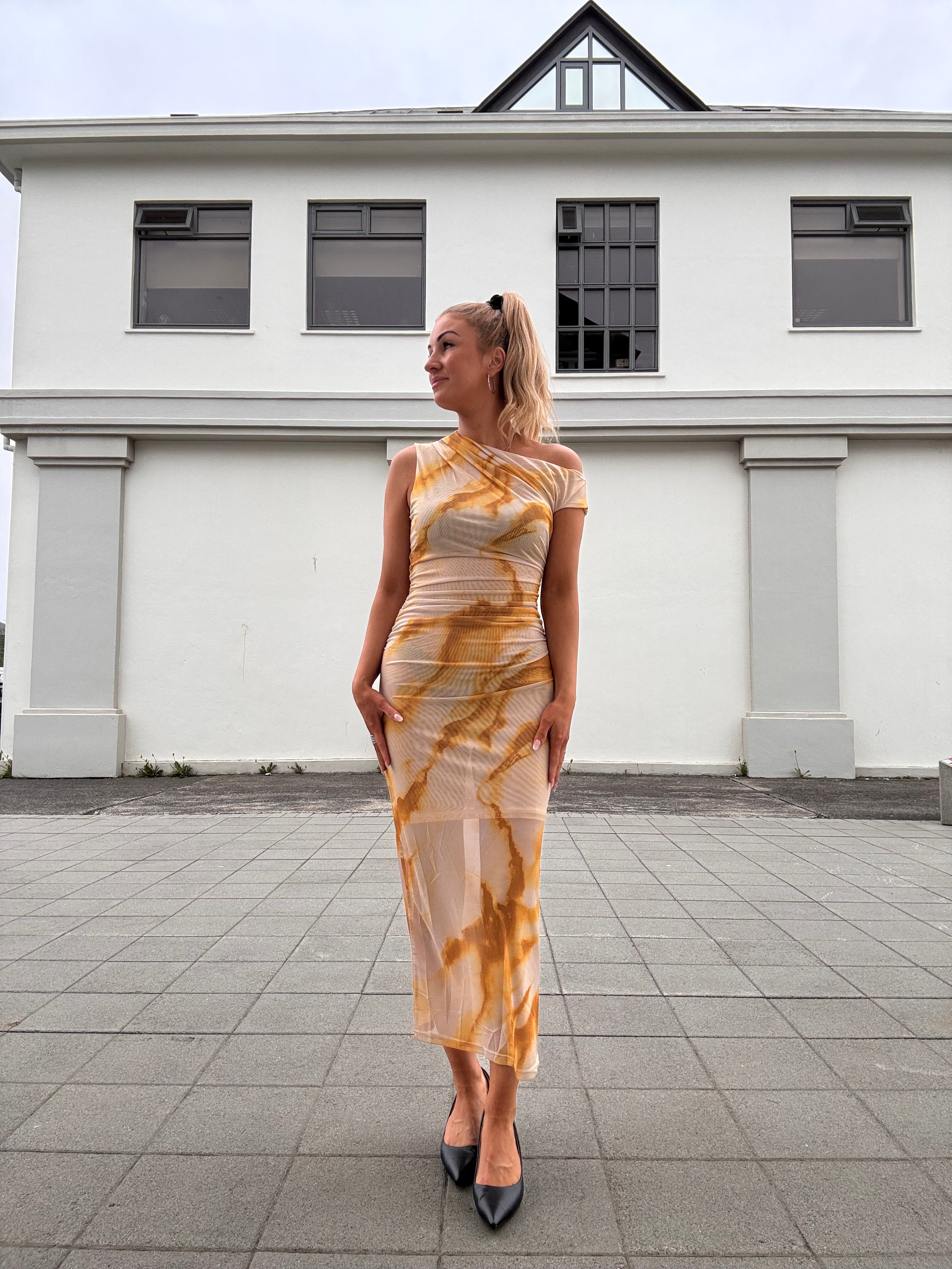 Betty marble mesh kjóll - gulur