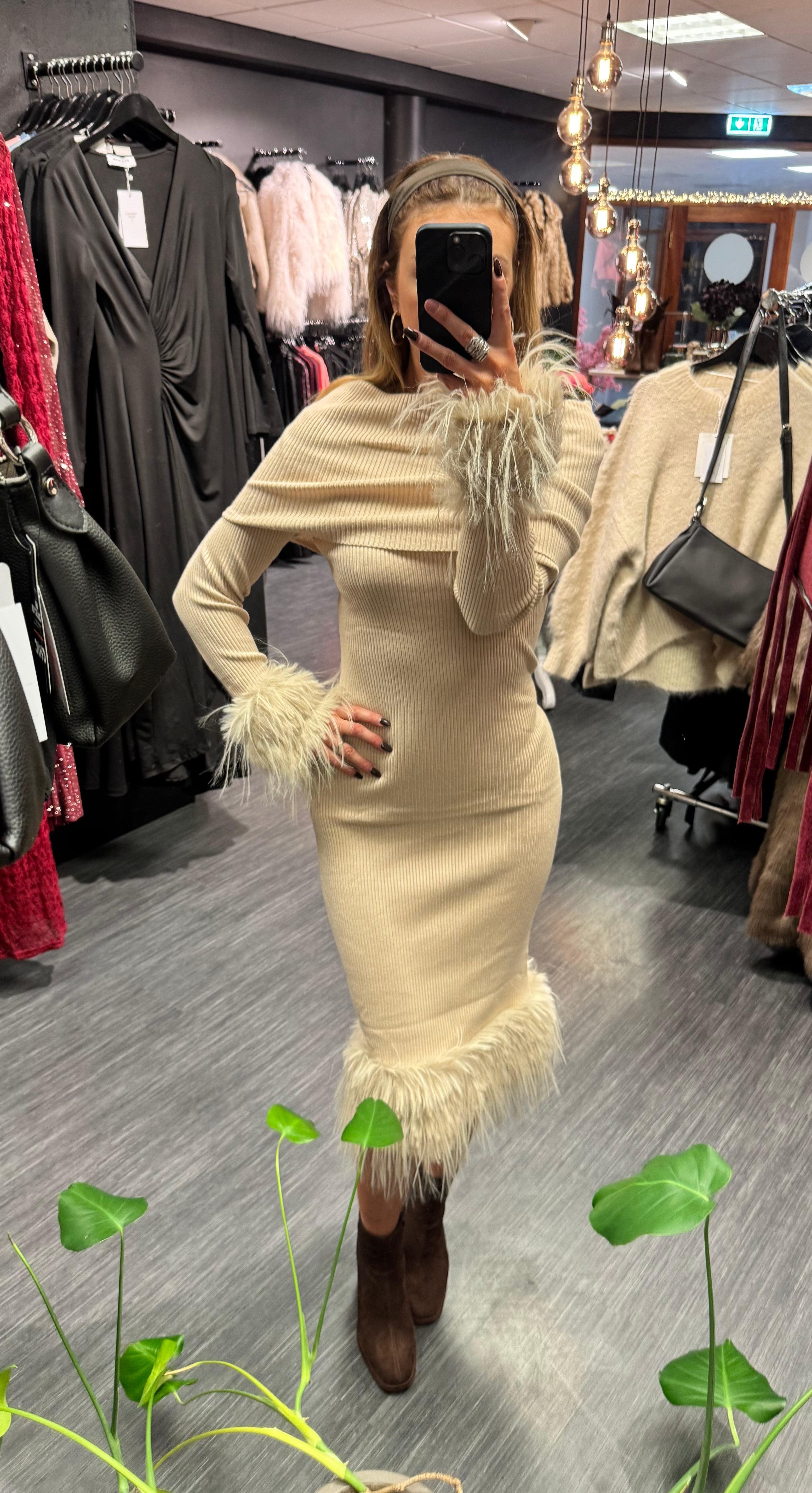 Heather fur kjóll - beige