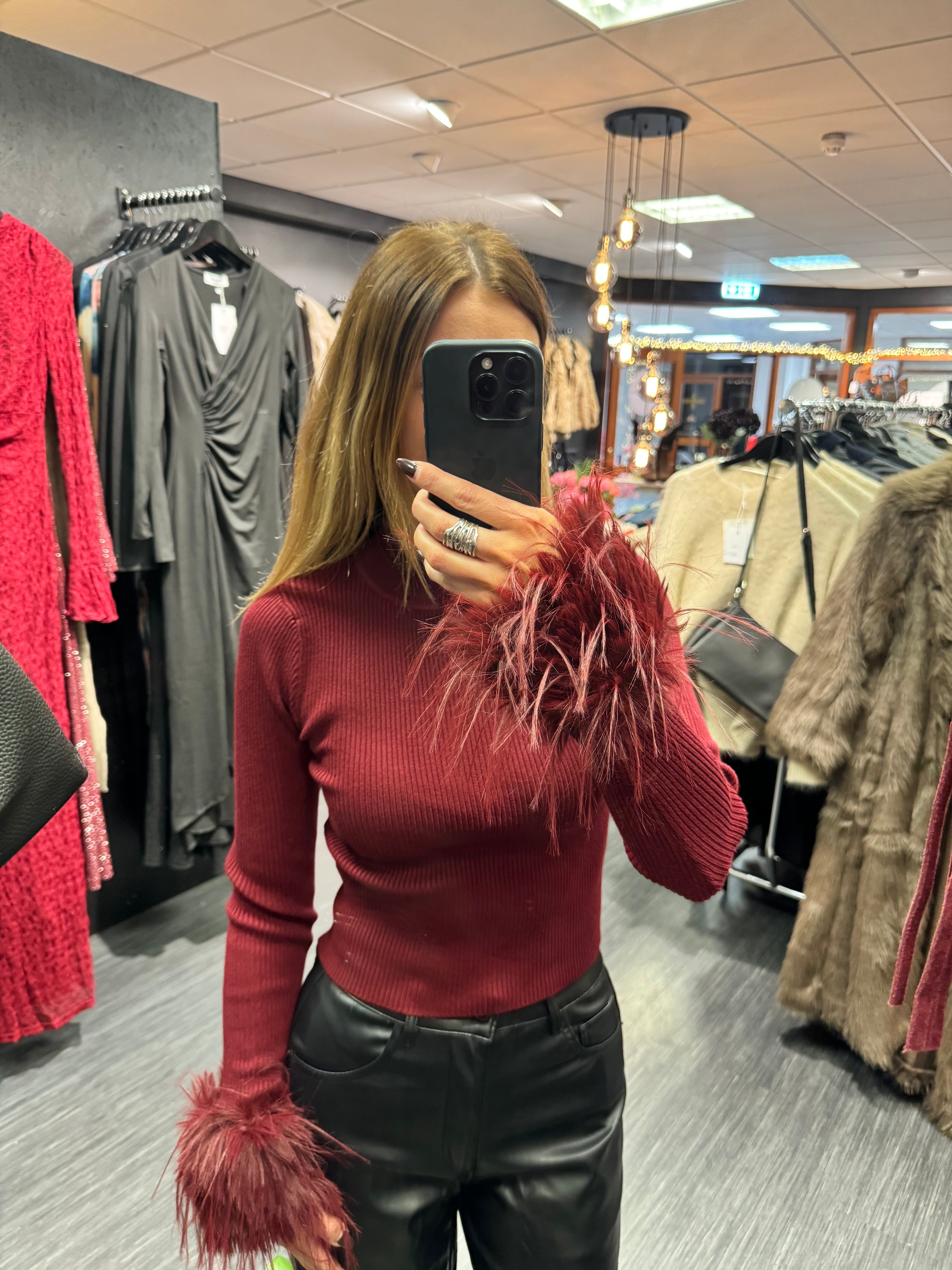 Heather fur peysa - vínrauð