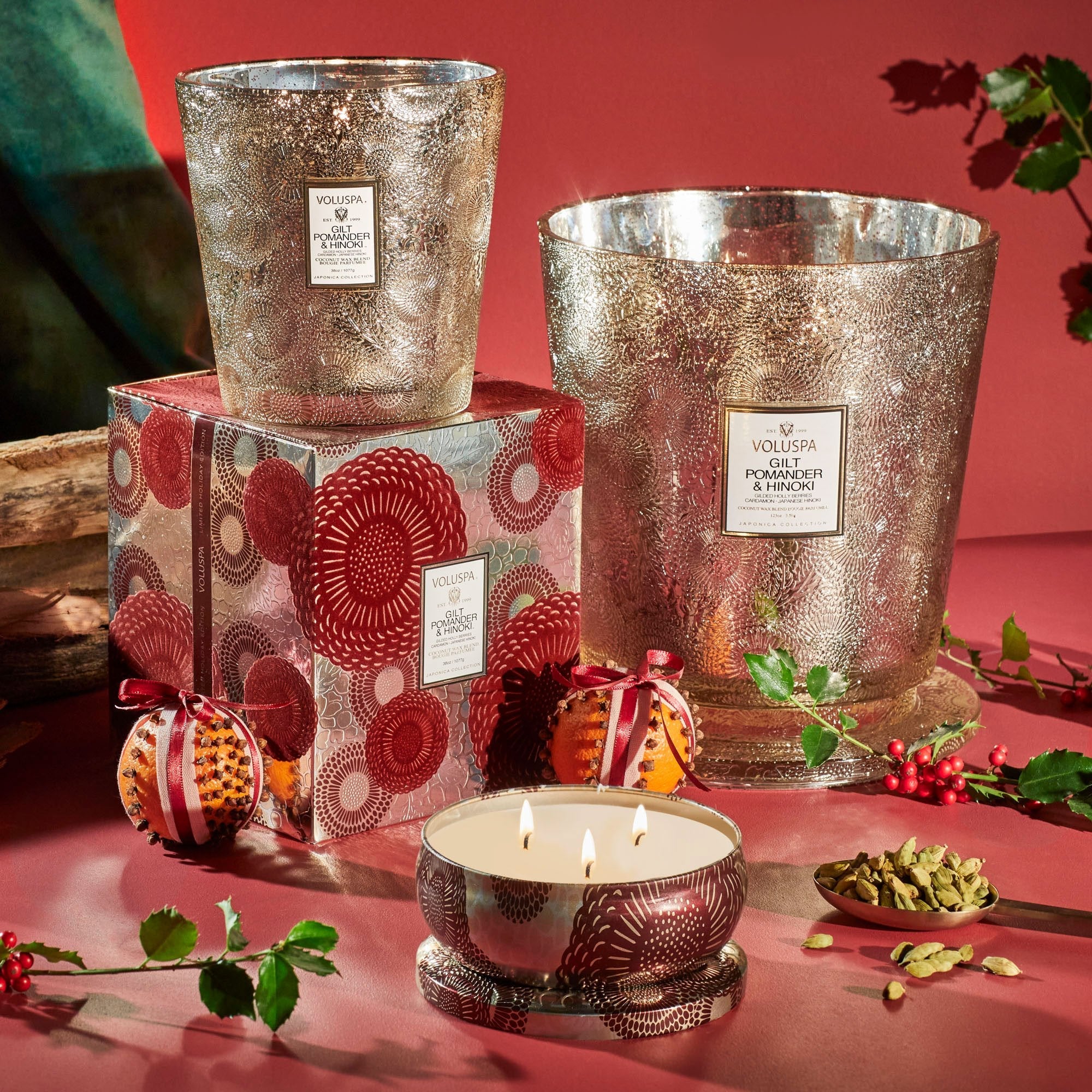Gilt pomander & hinoki 3 WICK HEARTH CANDLE