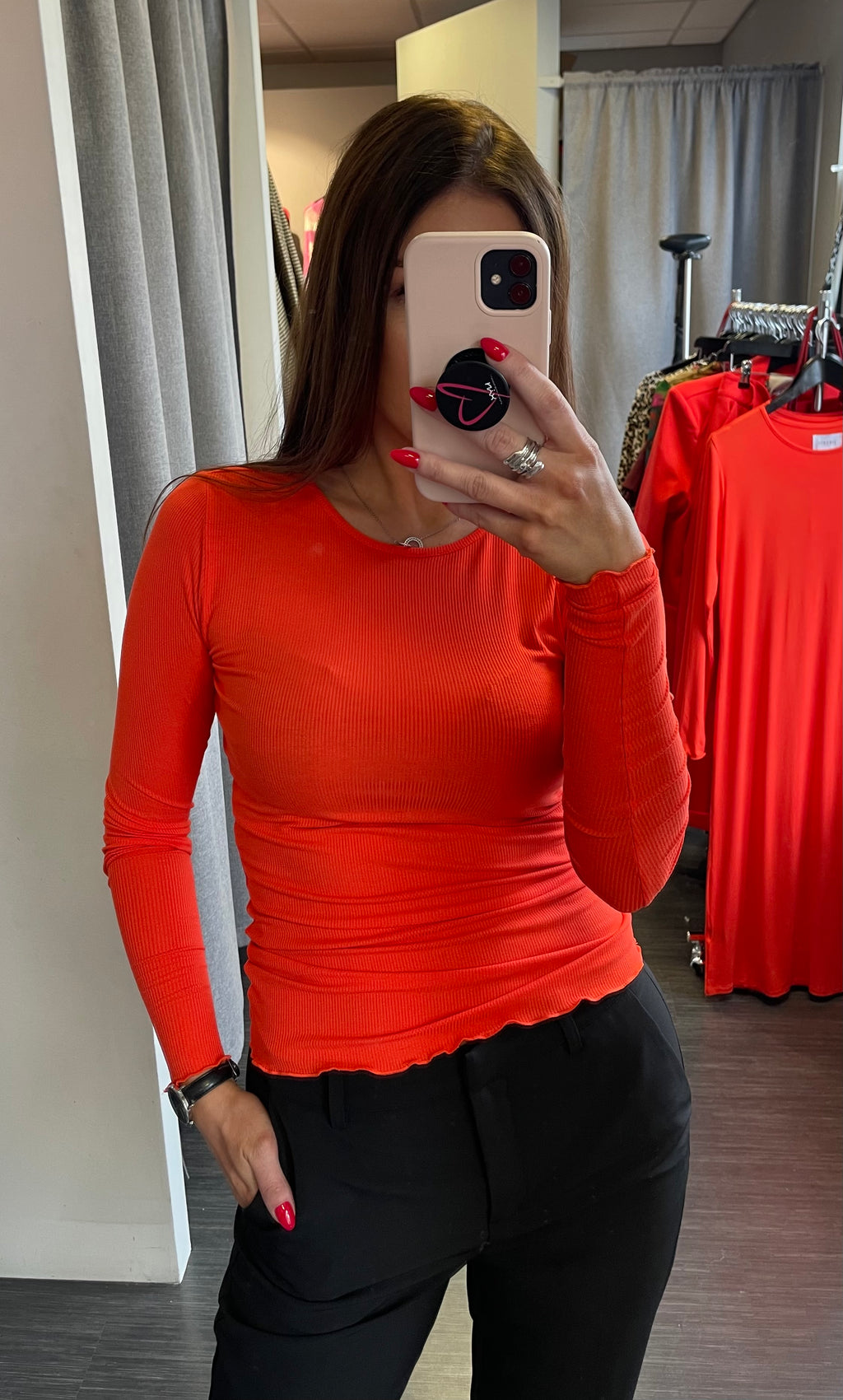 Natalia bolur - red orange
