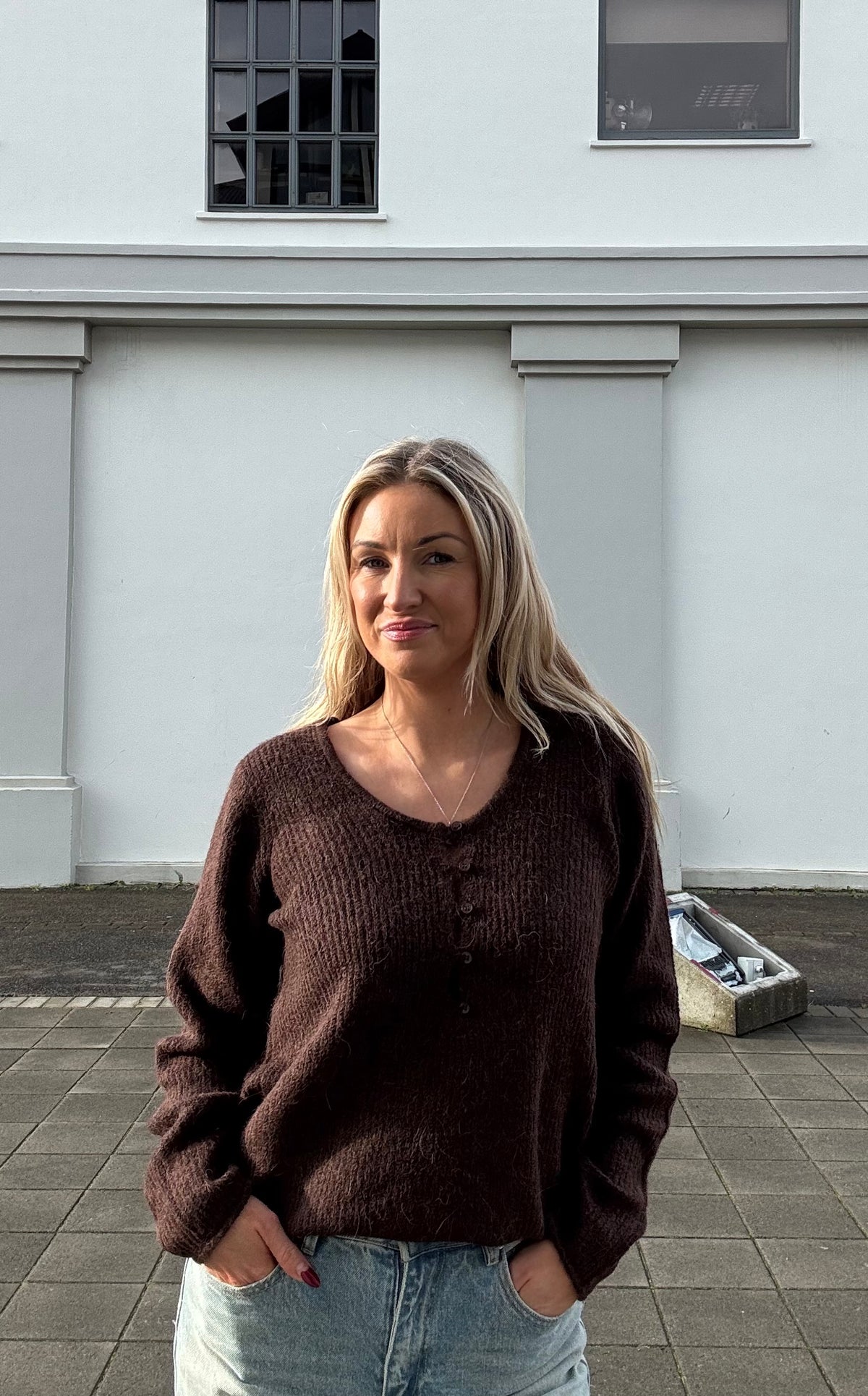 Kamara peysa - brún