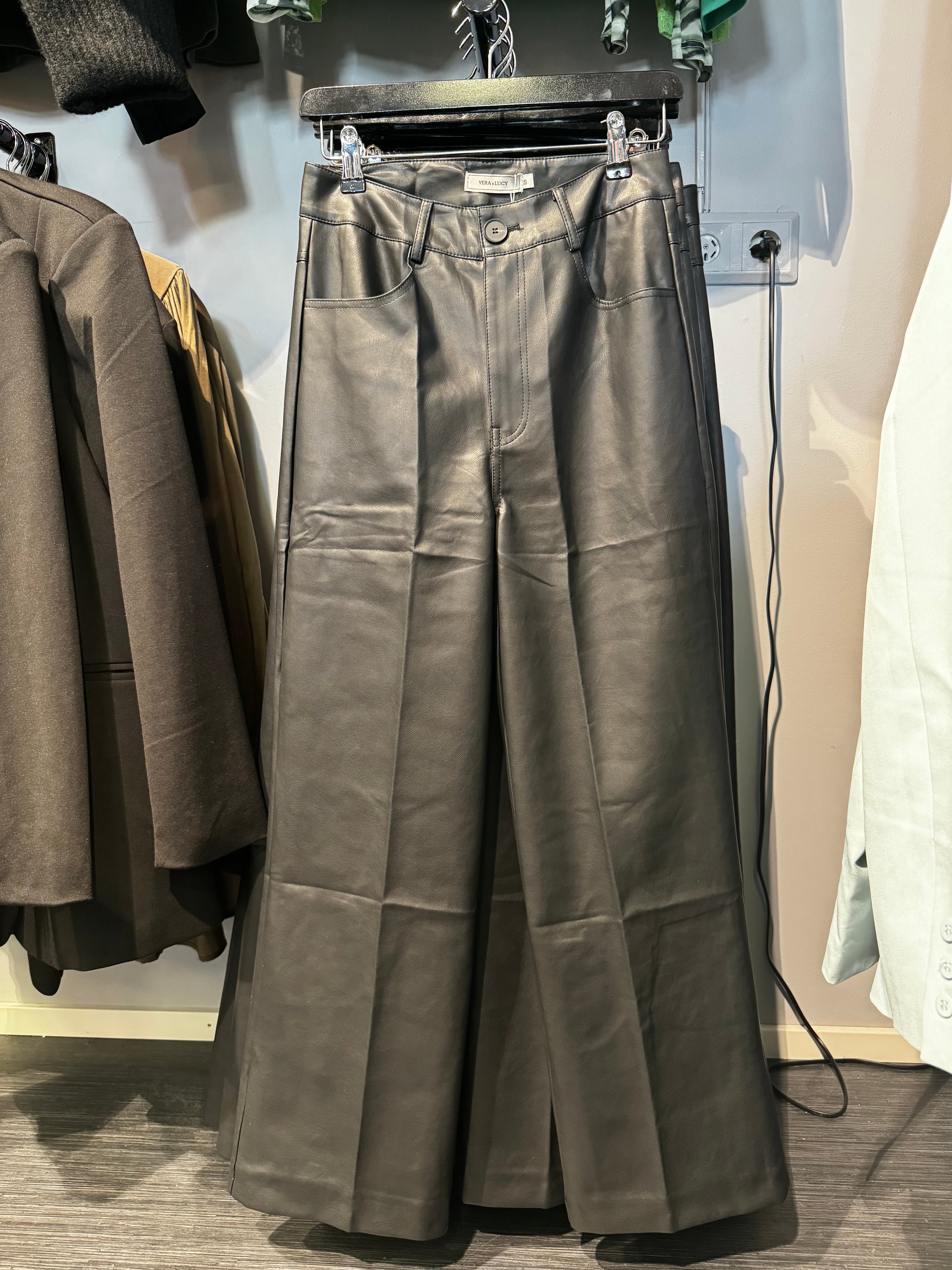 pleðurbuxur straightfit