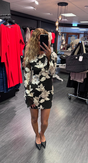 Chastine peggy peysa - svört