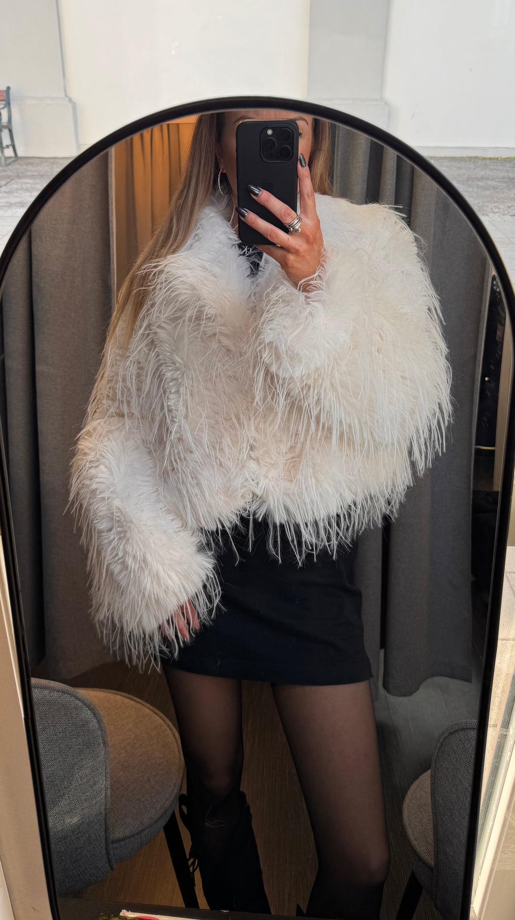 Helena faux fur jakki - hvítur