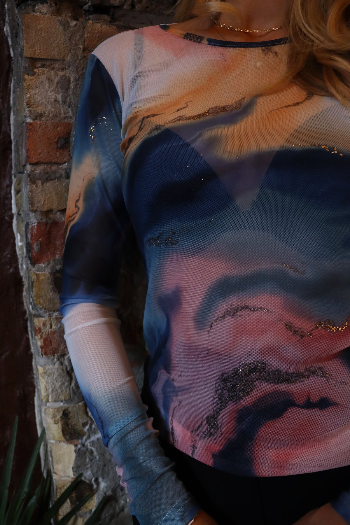 Mesh marble toppur - blue/peach