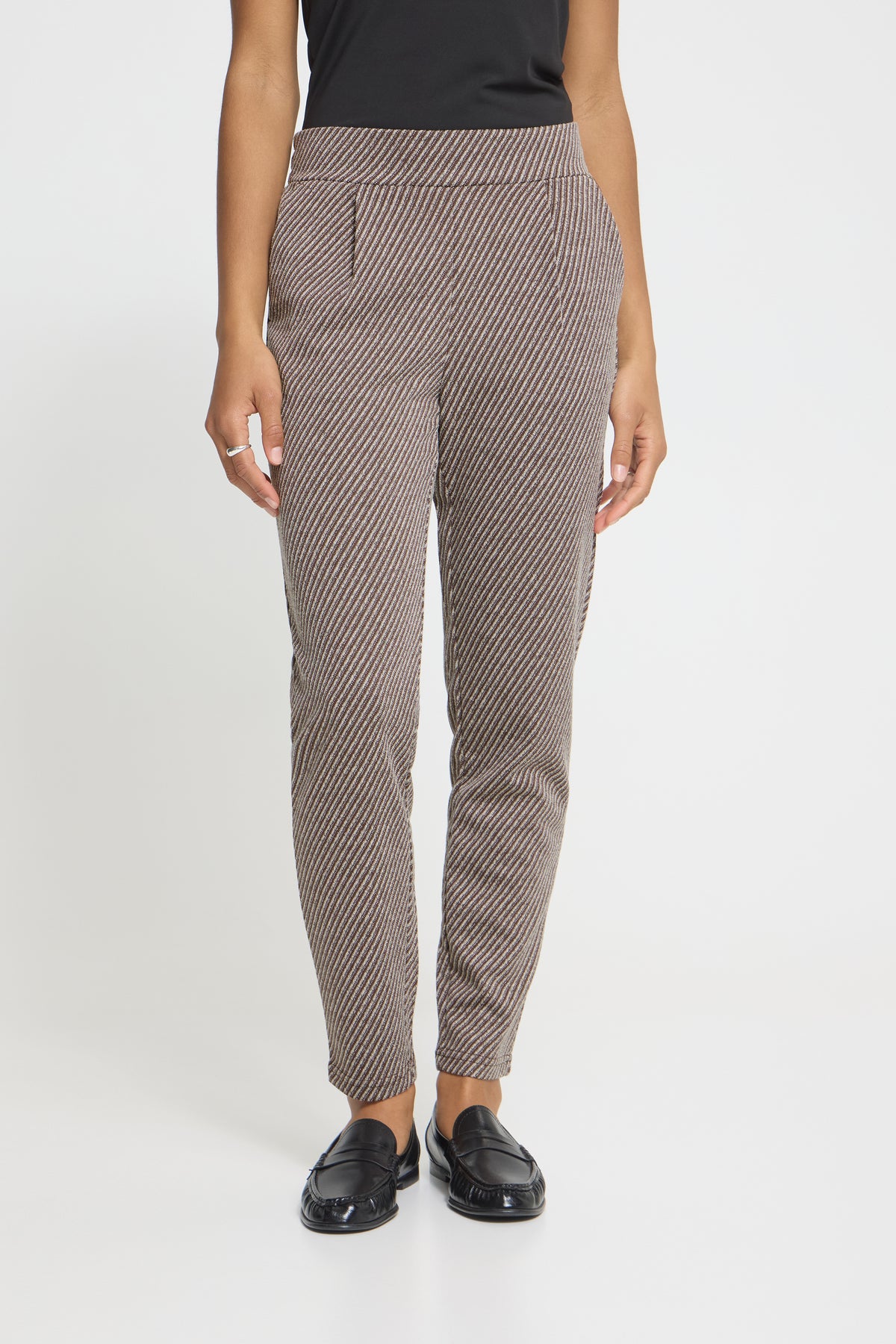 Kate Twillish buxur - java/almond